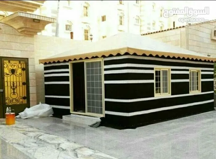 خيام وبيوت شعر